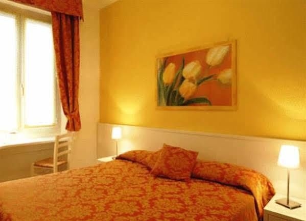 Hotel Bel Sit Alassio Buitenkant foto